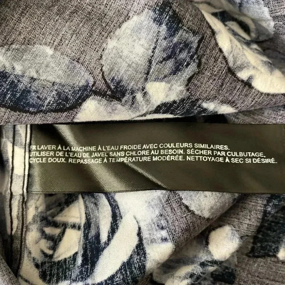 🆕Denim & Flower Short-Sleeve  Button-Down Shirt M🆕 - Picture 10 of 13